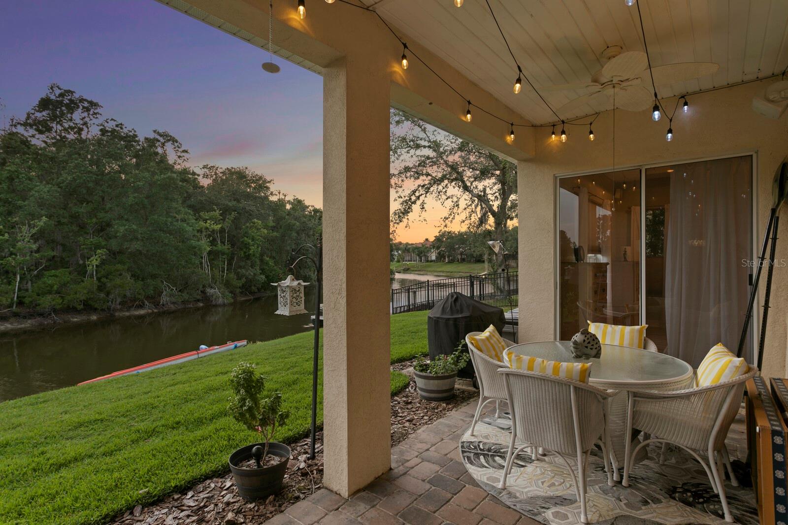 18050 COZUMEL ISLE DR, TAMPA, FL, 33647