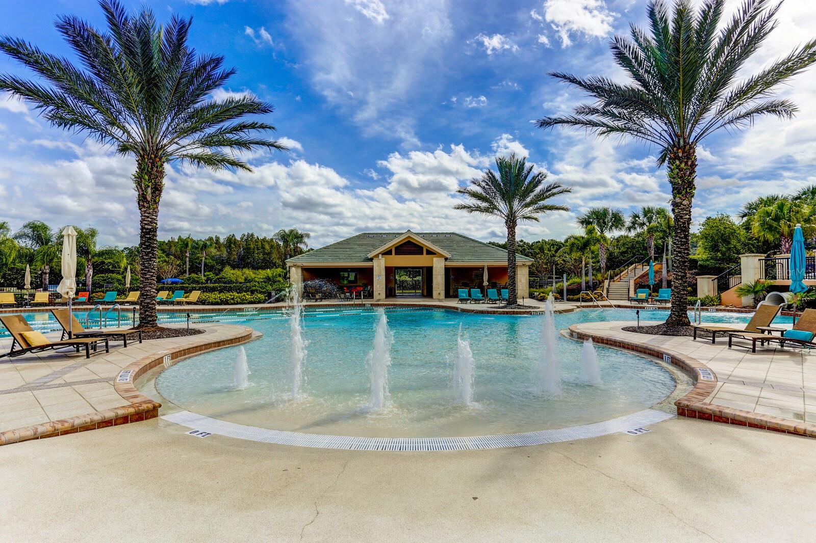 18050 COZUMEL ISLE DR, TAMPA, FL, 33647