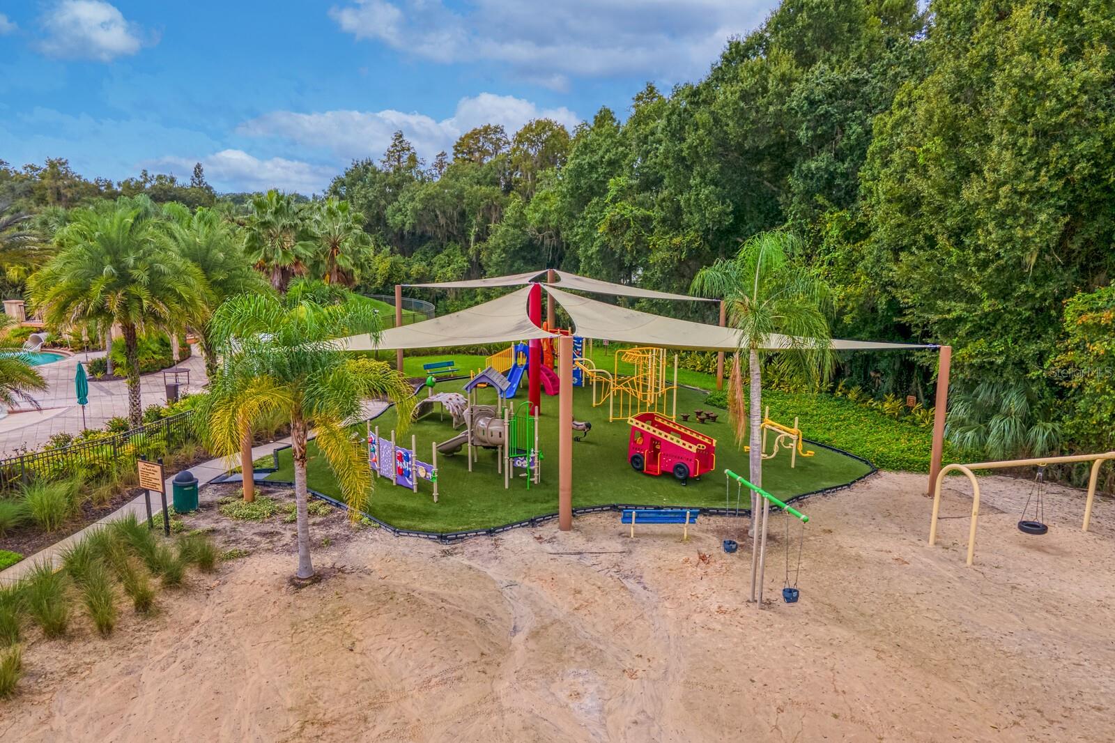 18050 COZUMEL ISLE DR, TAMPA, FL, 33647