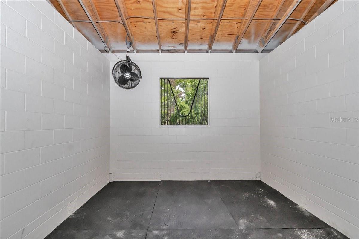 1631 W HWY 329, CITRA, FL, 32113