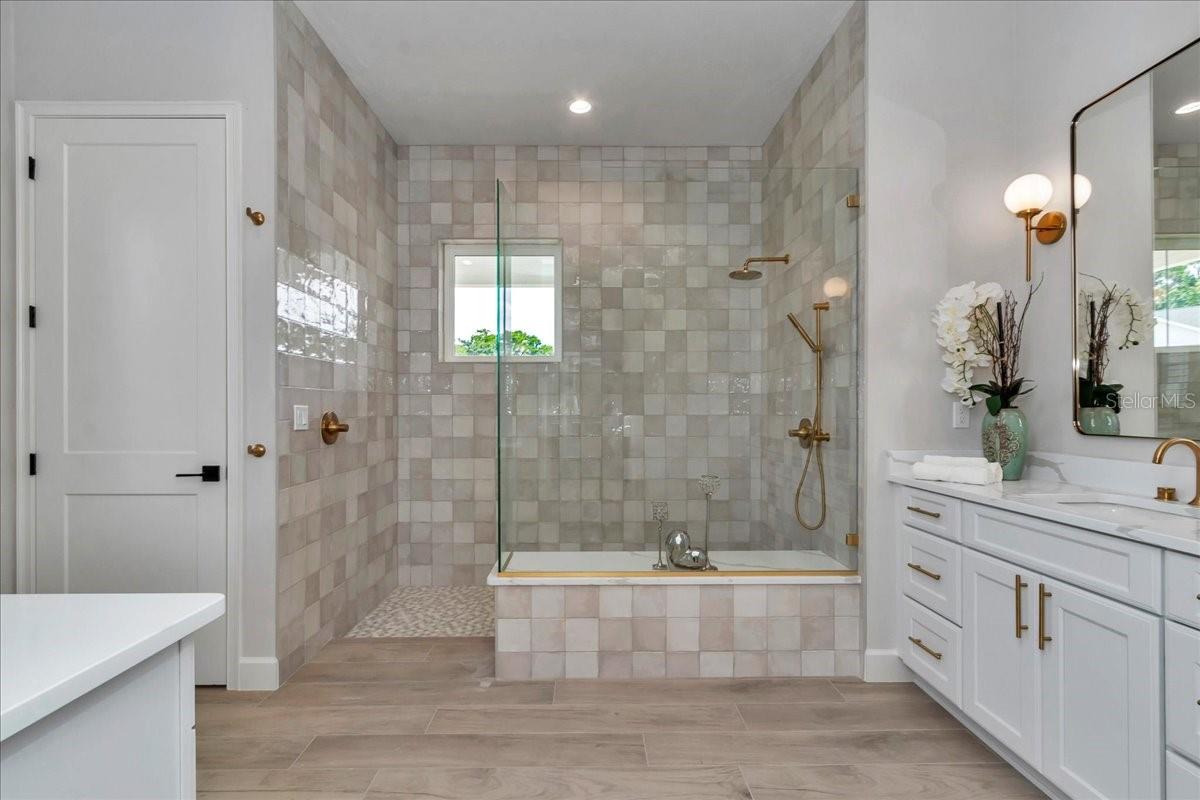 1631 W HWY 329, CITRA, FL, 32113