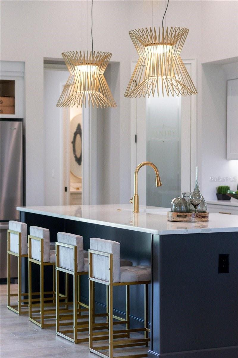 1631 W HWY 329, CITRA, FL, 32113