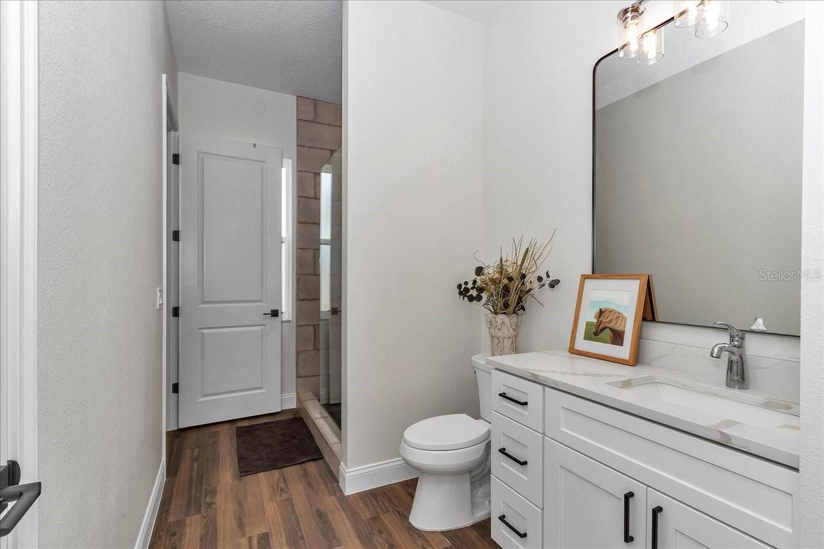 1631 W HWY 329, CITRA, FL, 32113