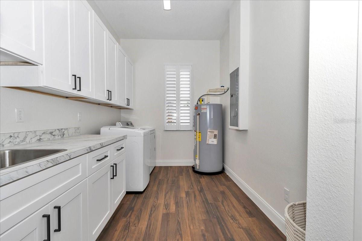 1631 W HWY 329, CITRA, FL, 32113