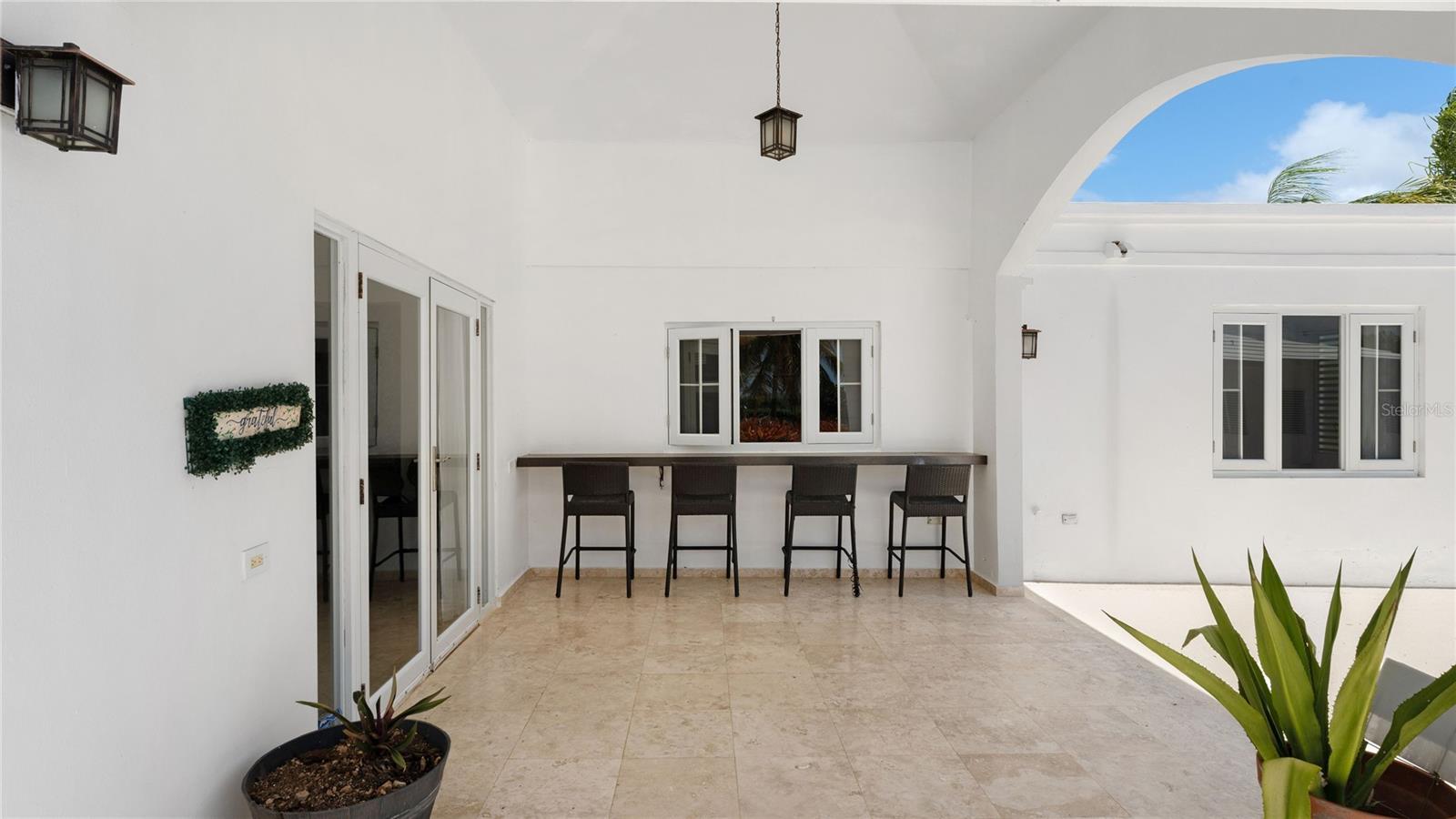 PR9113973 Property Photo