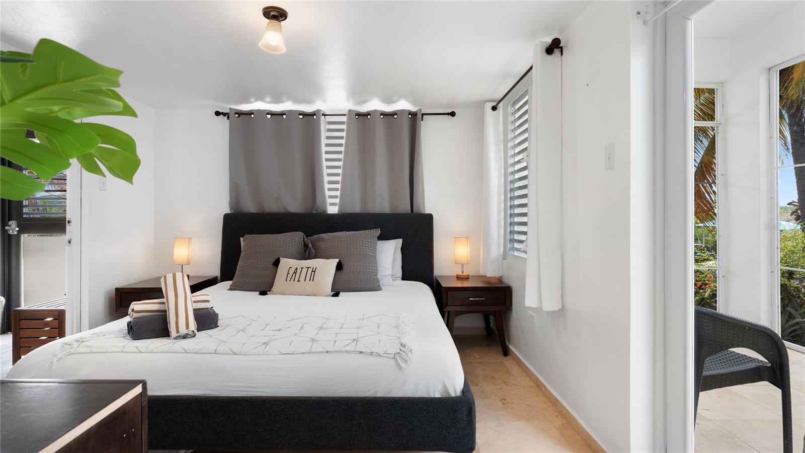 PR9113973 Property Photo