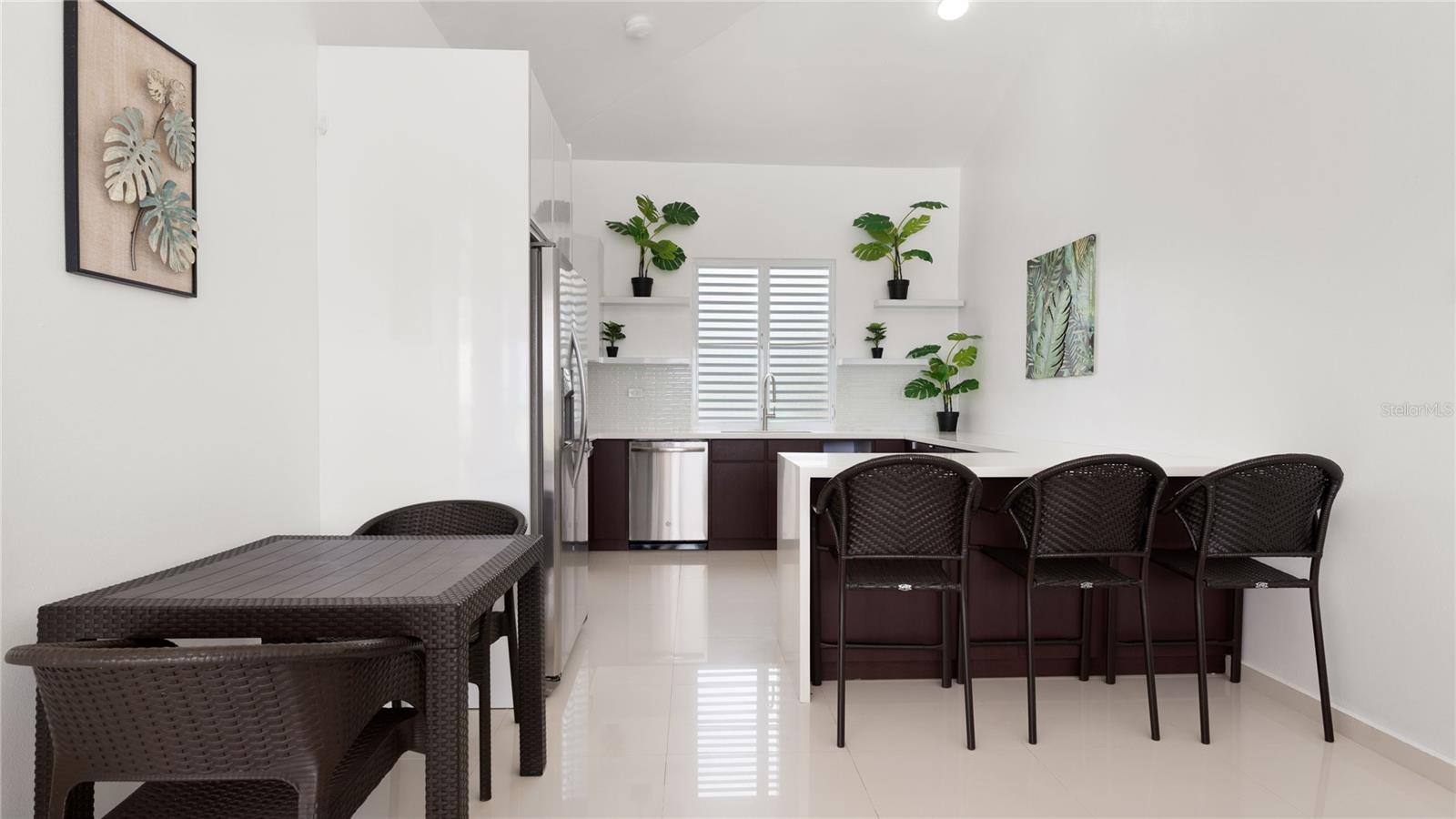 PR9113973 Property Photo