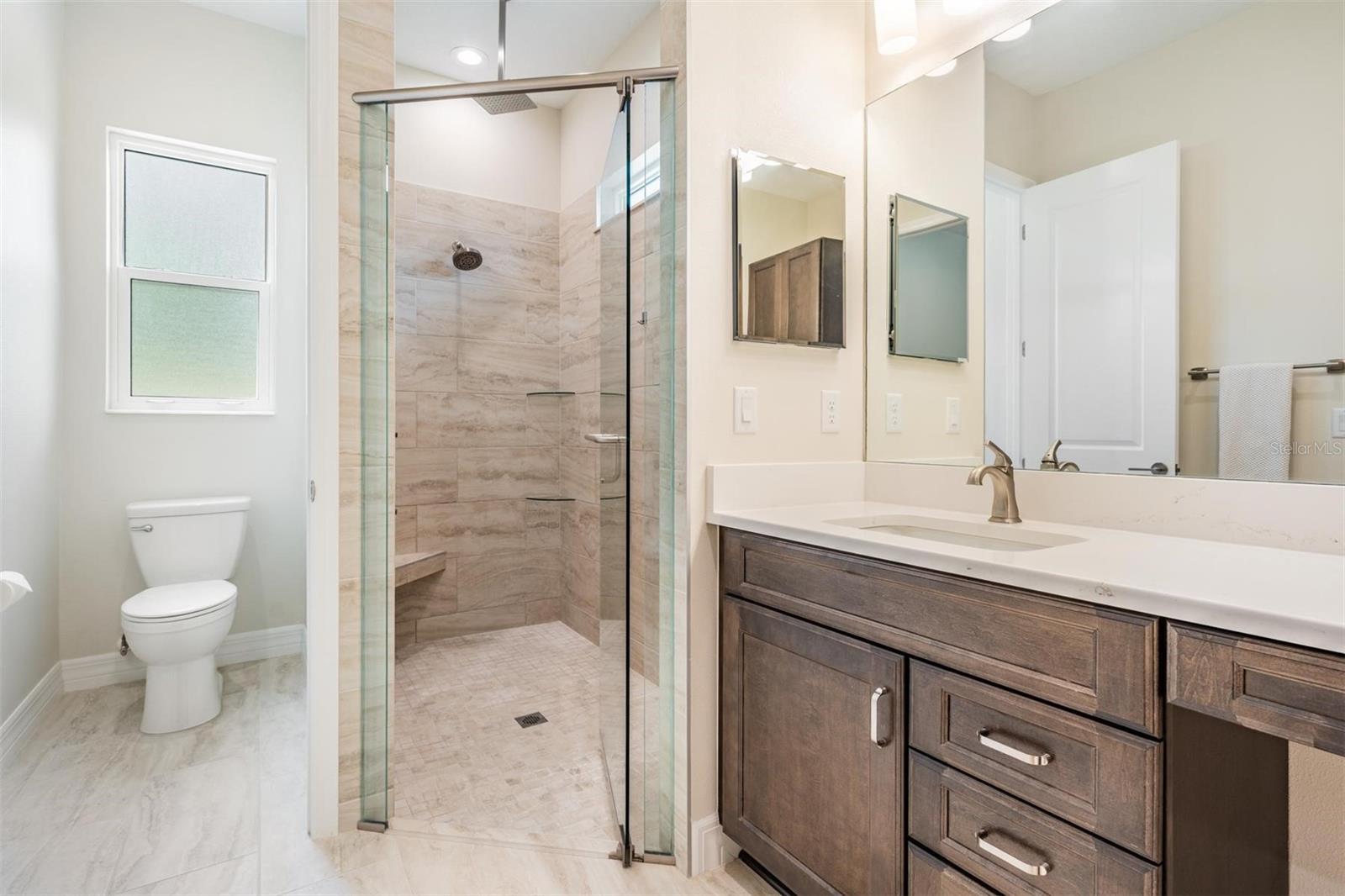 17566 HYLAND LN, DADE CITY, FL, 33523