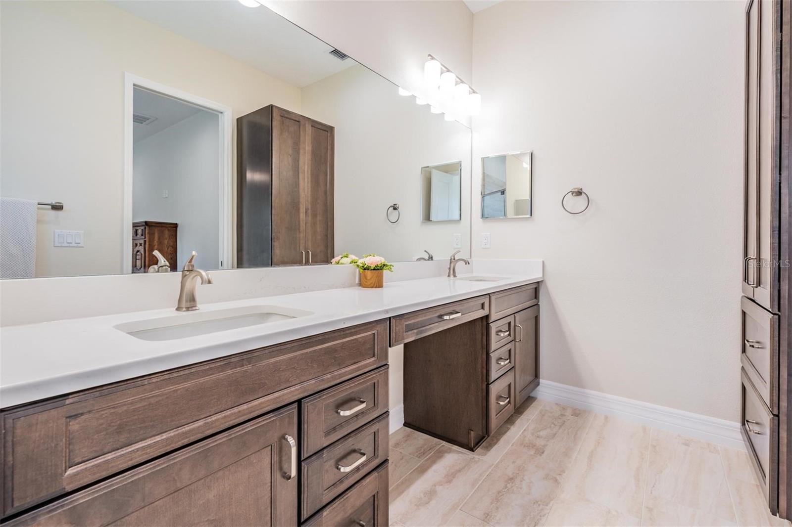 17566 HYLAND LN, DADE CITY, FL, 33523