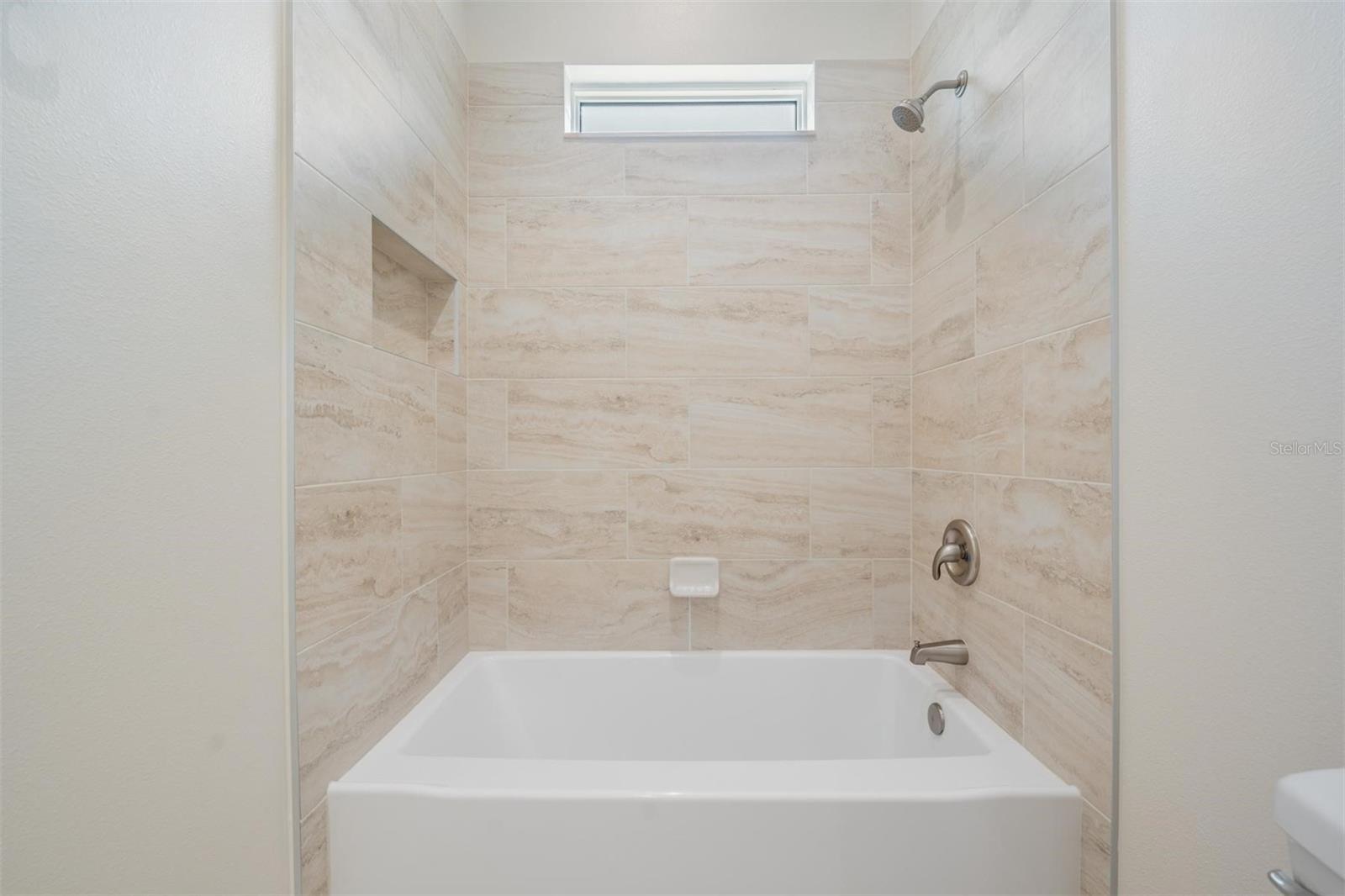 17566 HYLAND LN, DADE CITY, FL, 33523