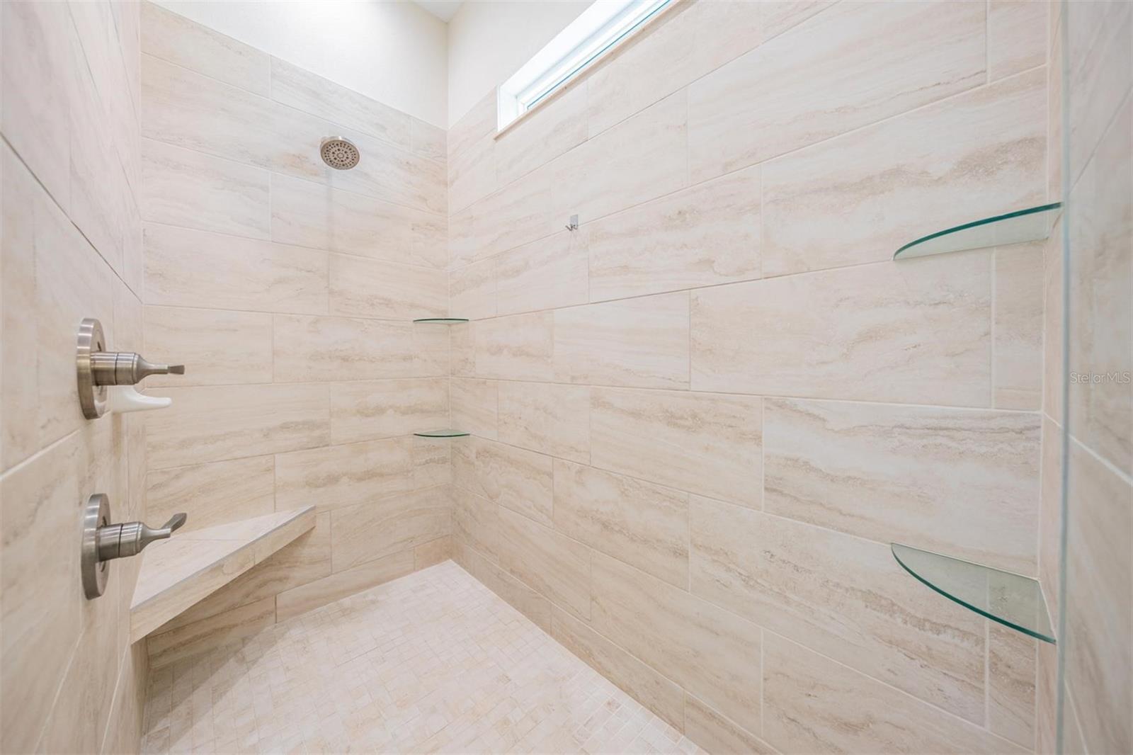 17566 HYLAND LN, DADE CITY, FL, 33523