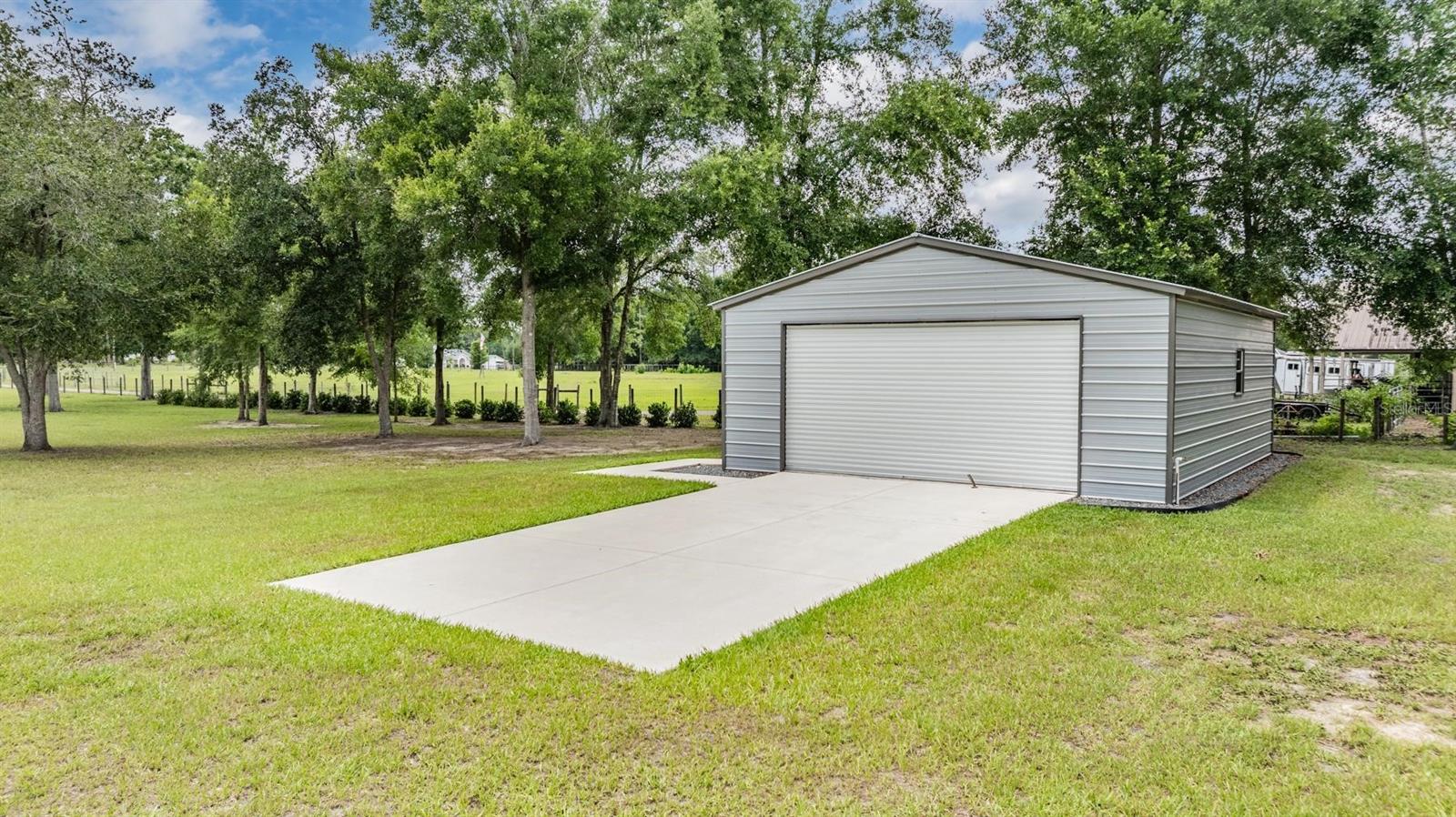 17566 HYLAND LN, DADE CITY, FL, 33523