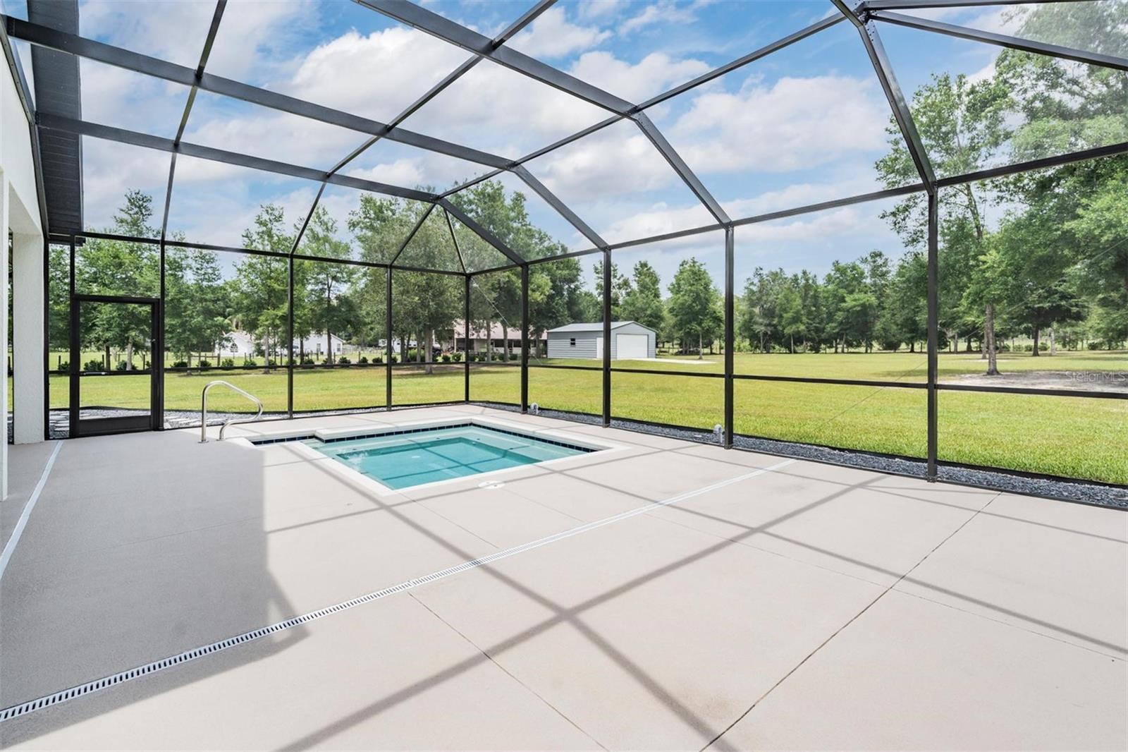 17566 HYLAND LN, DADE CITY, FL, 33523