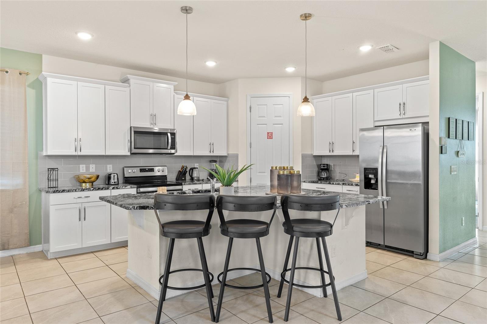 1809 TROPICAL PALMS CIR, KISSIMMEE, FL, 34747