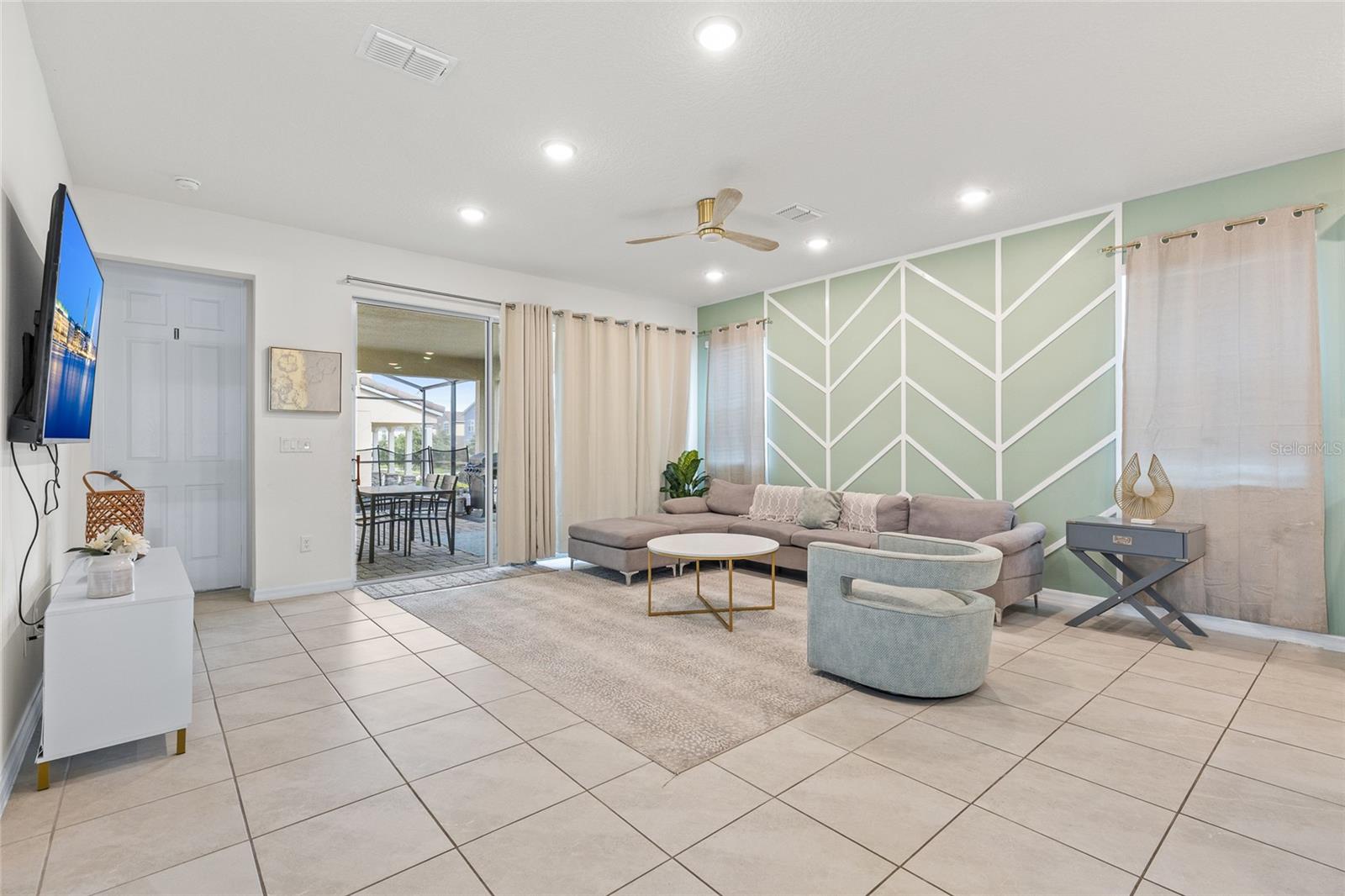 1809 TROPICAL PALMS CIR, KISSIMMEE, FL, 34747