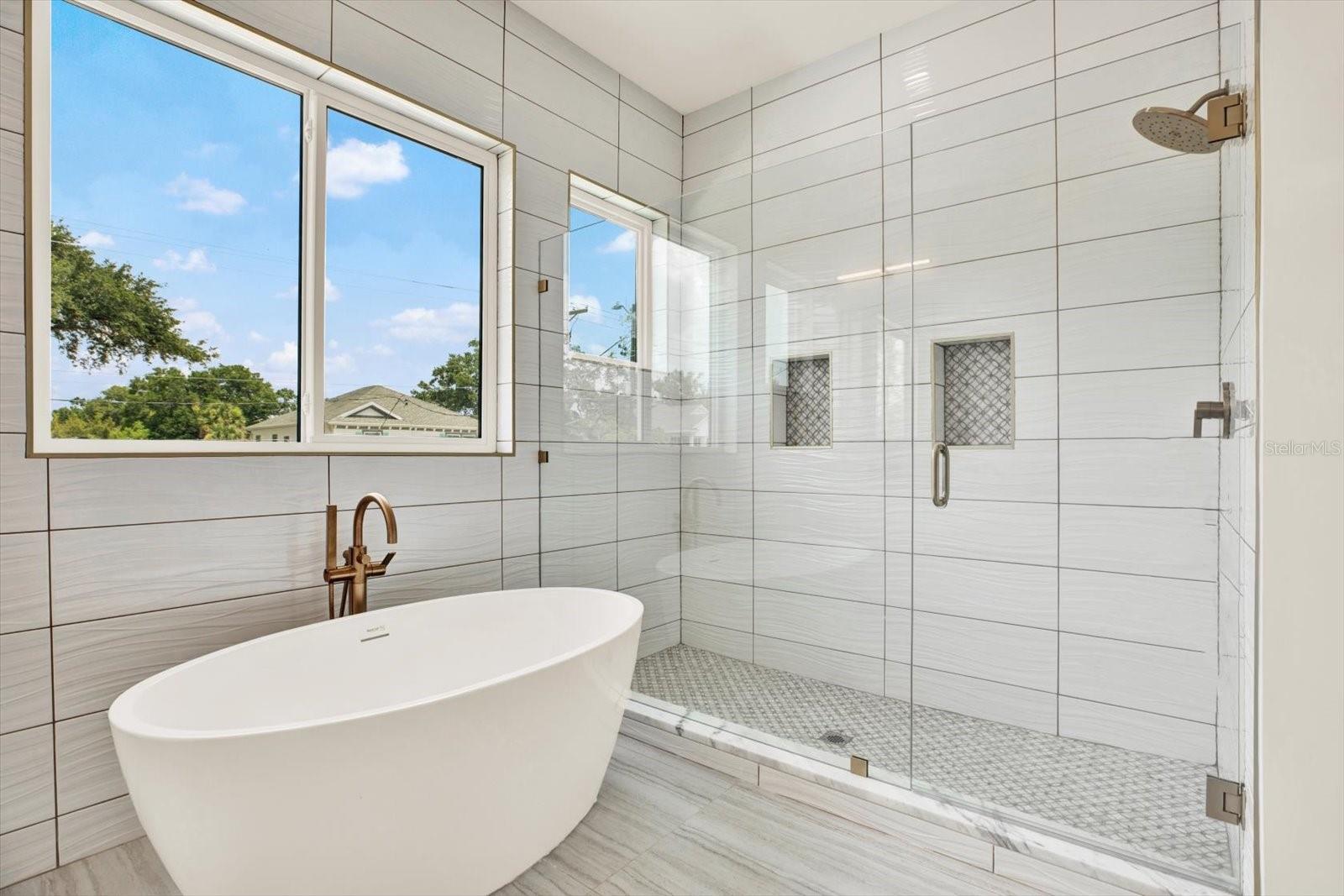 710 W PLYMOUTH ST, TAMPA, FL, 33603