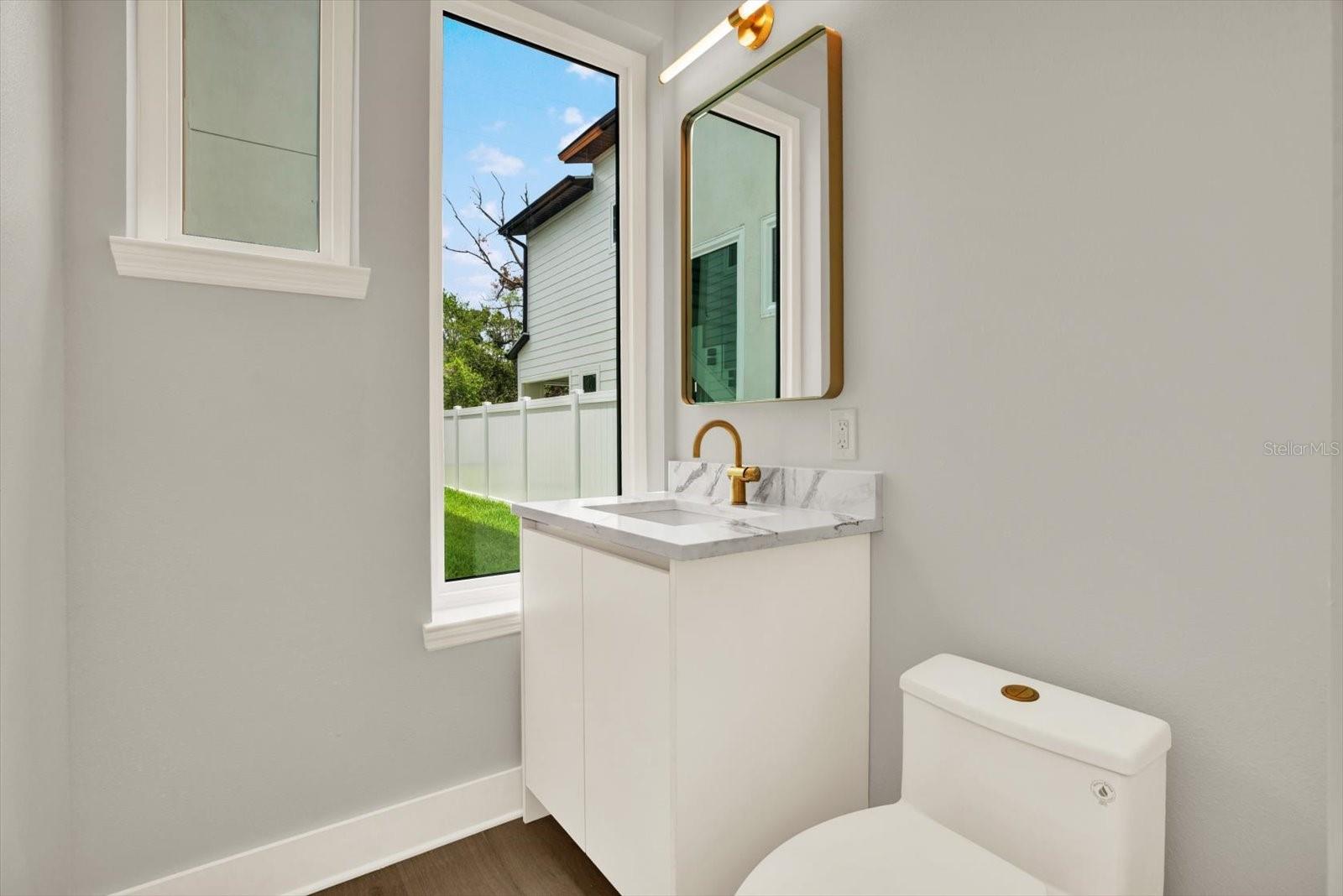 710 W PLYMOUTH ST, TAMPA, FL, 33603