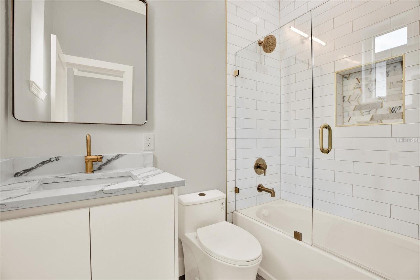 710 W PLYMOUTH ST, TAMPA, FL, 33603