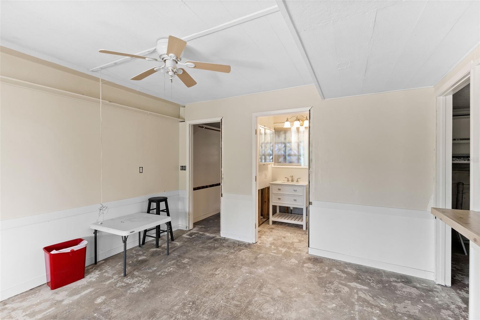 6406 LINCOLN RD, BRADENTON, FL, 34203