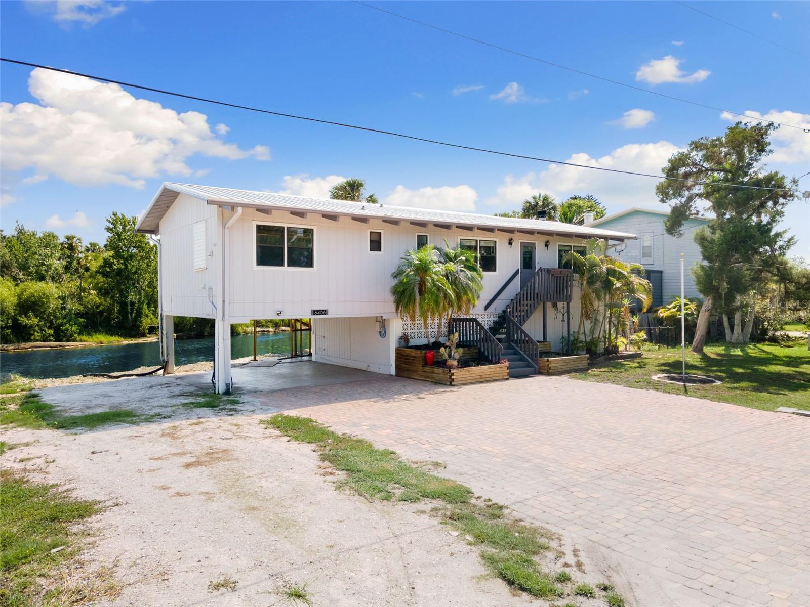6406 LINCOLN RD, BRADENTON, FL, 34203