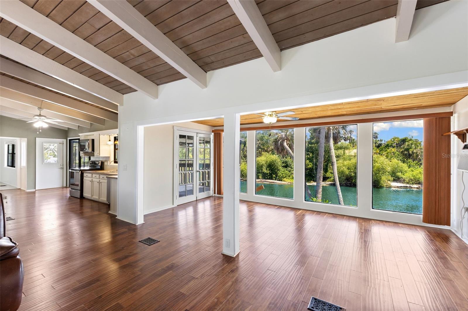 6406 LINCOLN RD, BRADENTON, FL, 34203