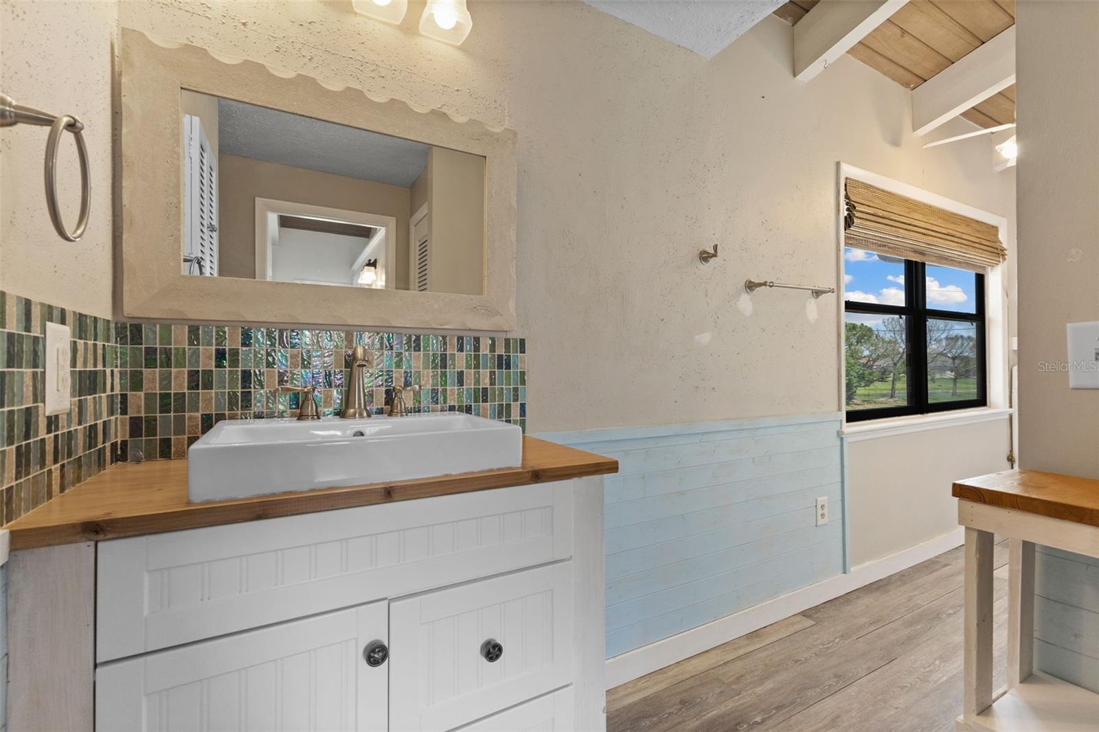 6406 LINCOLN RD, BRADENTON, FL, 34203