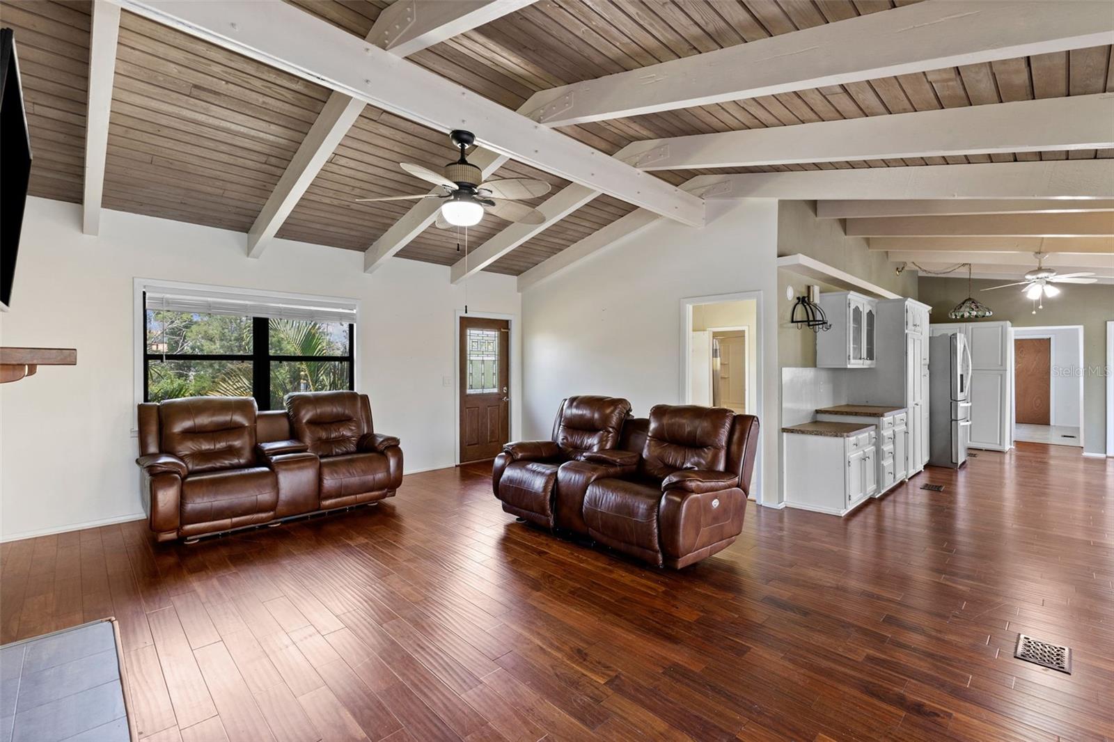 6406 LINCOLN RD, BRADENTON, FL, 34203