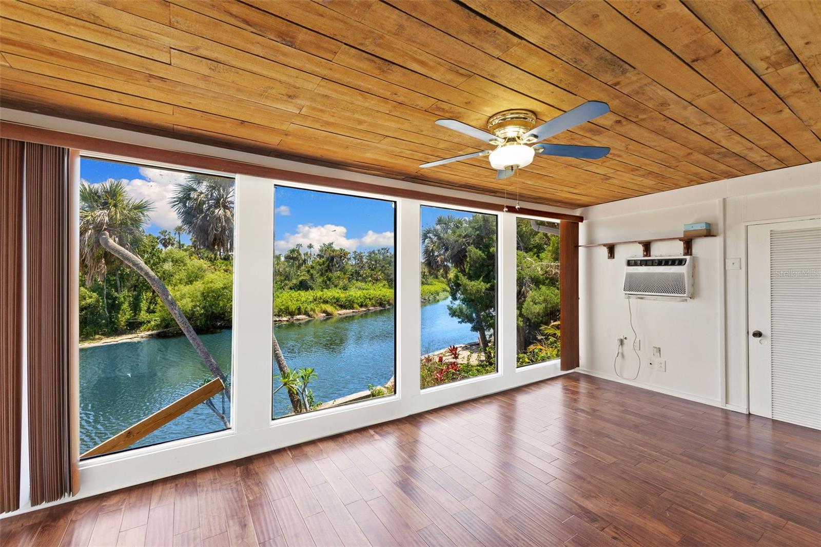 6406 LINCOLN RD, BRADENTON, FL, 34203