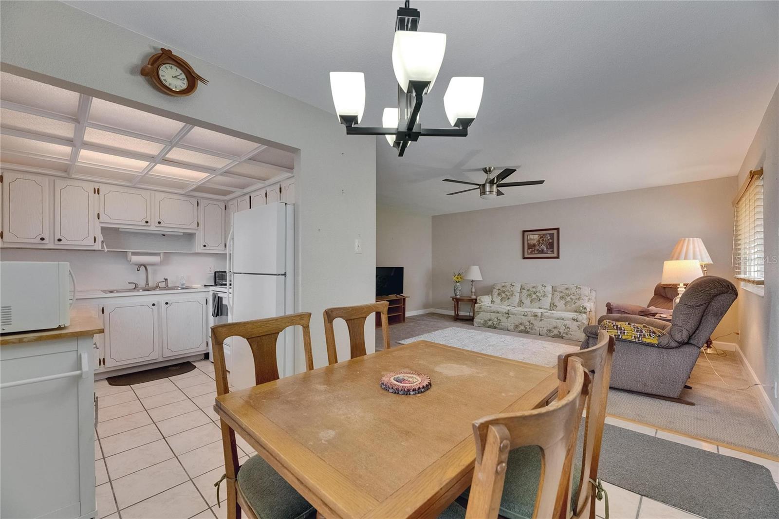 1802 BEDFORD TER #185, SUN CITY CENTER, FL, 33573