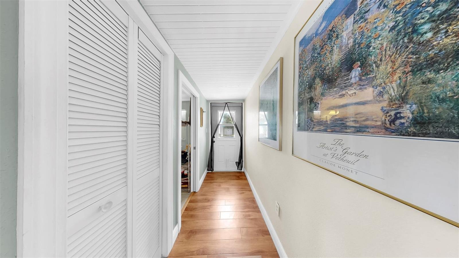 TB8391962 Property Photo