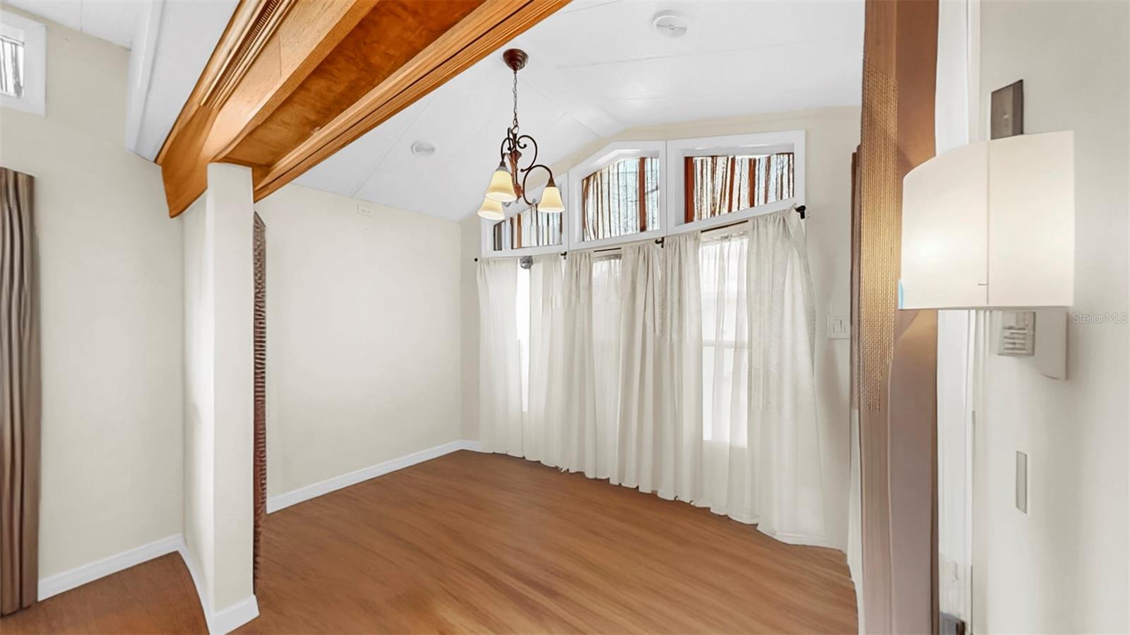 TB8391962 Property Photo