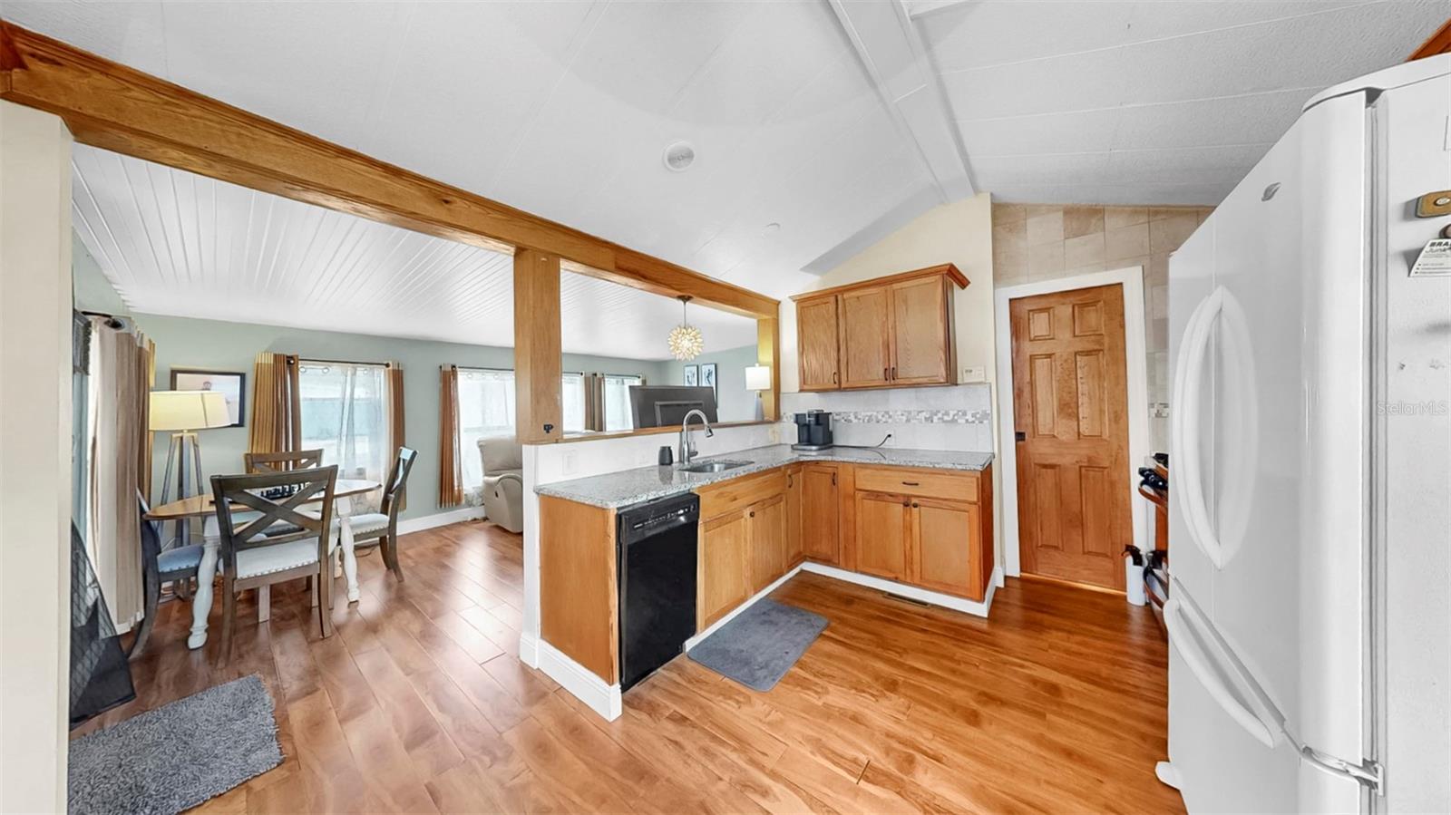 TB8391962 Property Photo