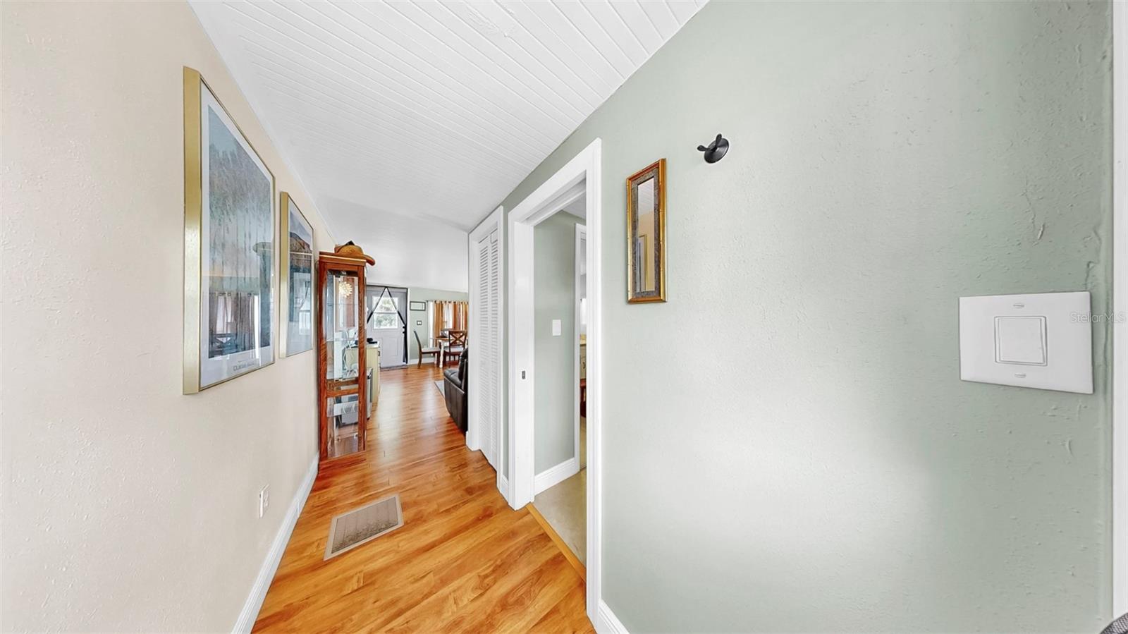 TB8391962 Property Photo