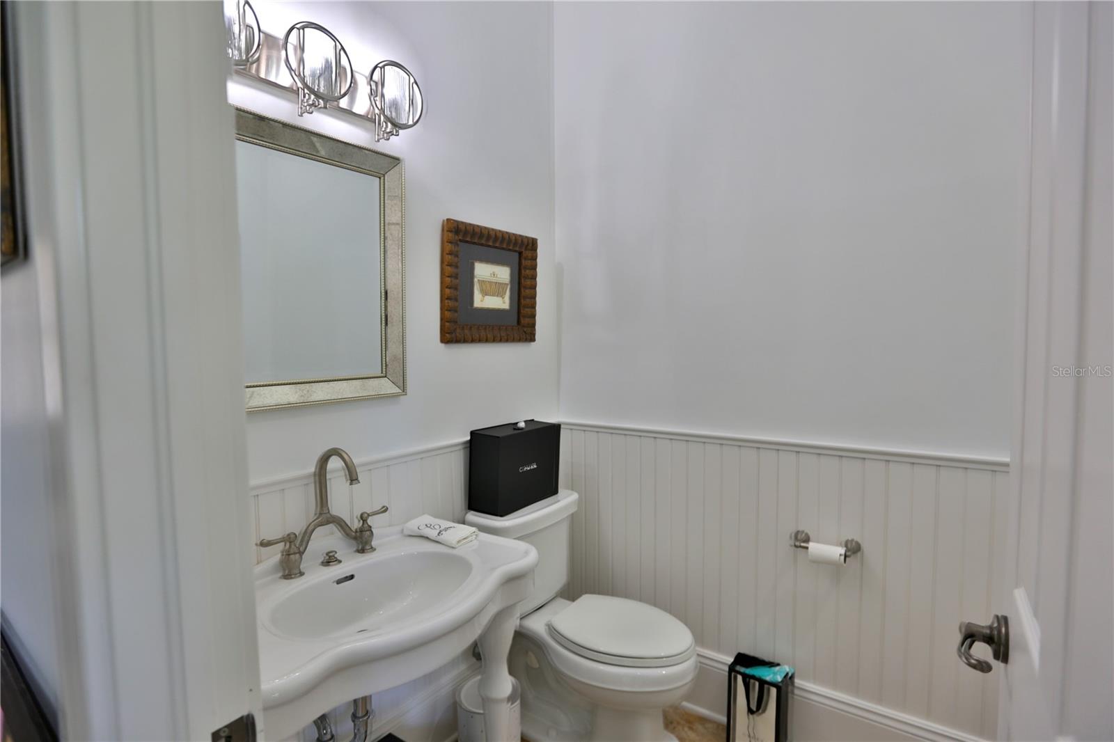 OM702736 Property Photo