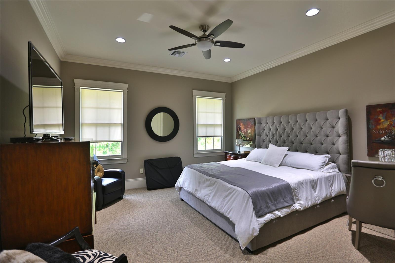 OM702736 Property Photo