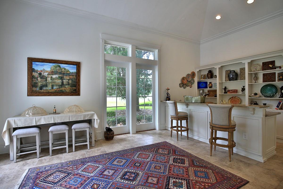 OM702736 Property Photo