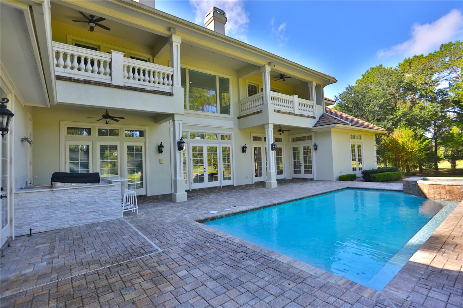 OM702736 Property Photo