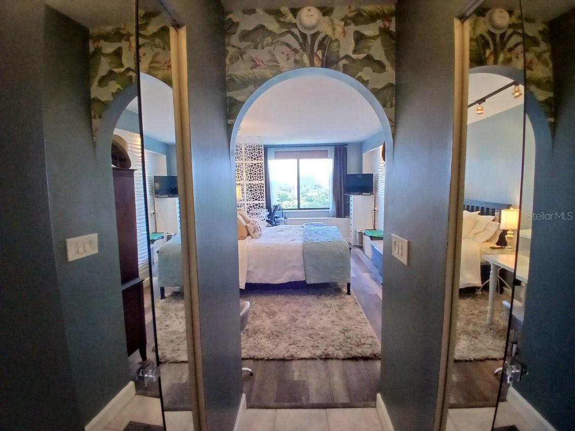 400 E COLONIAL DR #910, ORLANDO, FL, 32803