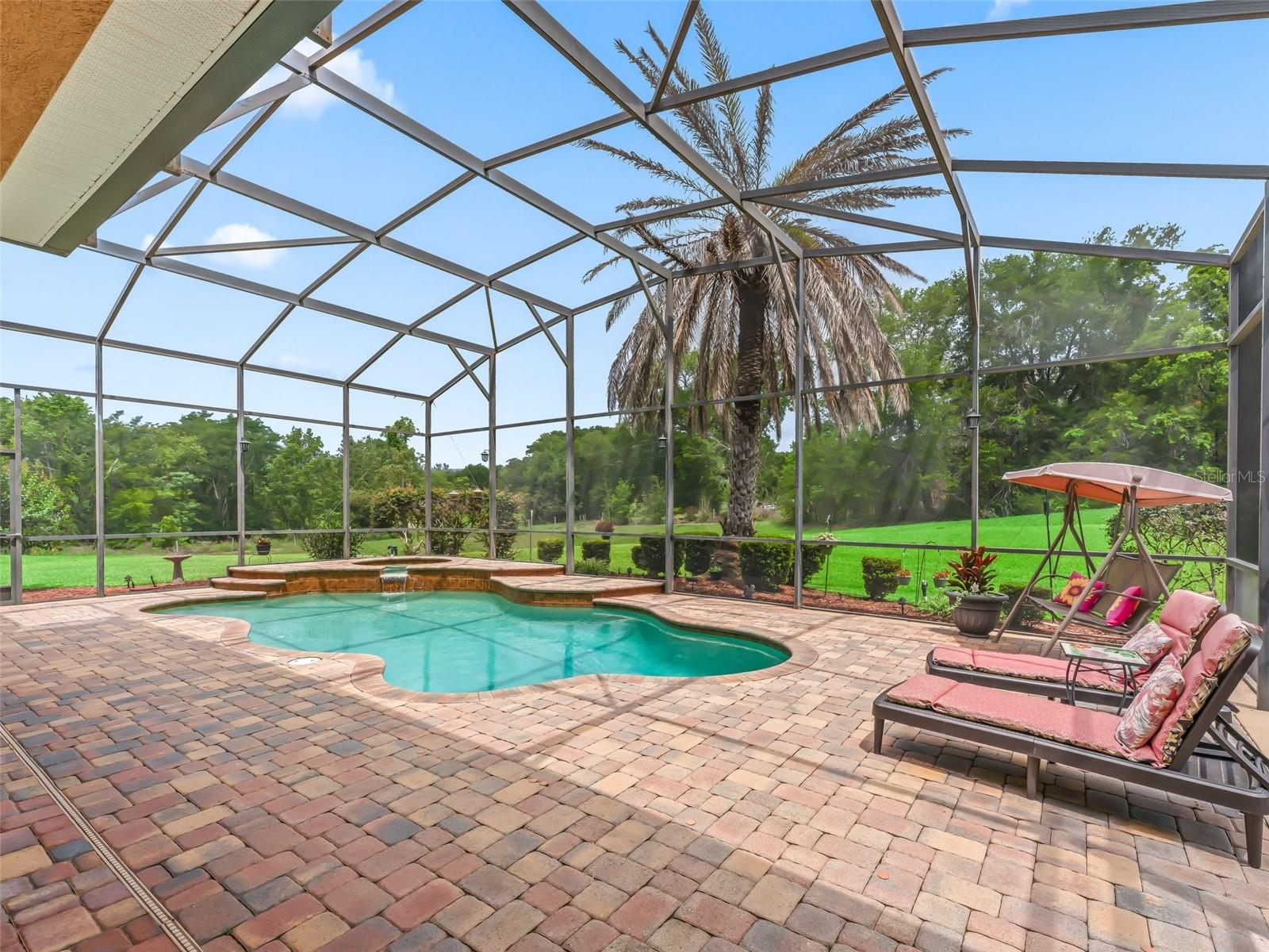 5235 ISLAND TERRACE CT, LADY LAKE, FL, 32159