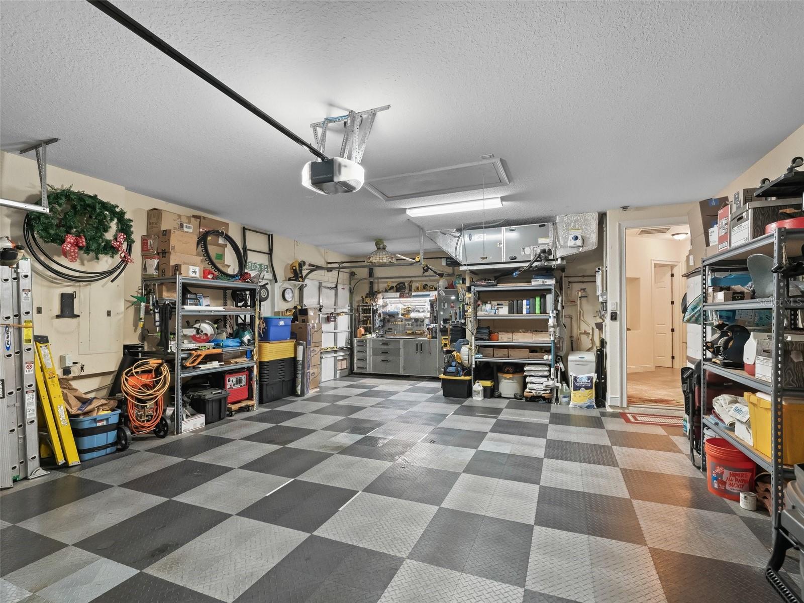 5235 ISLAND TERRACE CT, LADY LAKE, FL, 32159