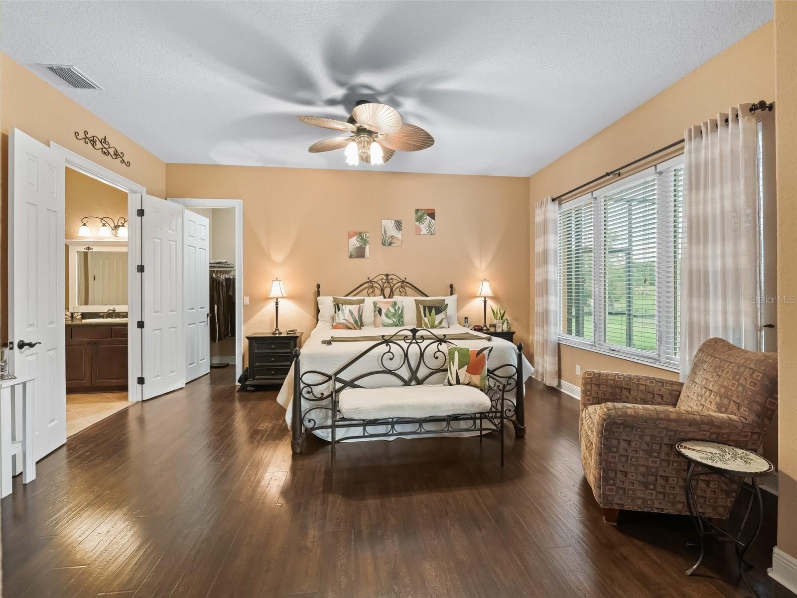 5235 ISLAND TERRACE CT, LADY LAKE, FL, 32159