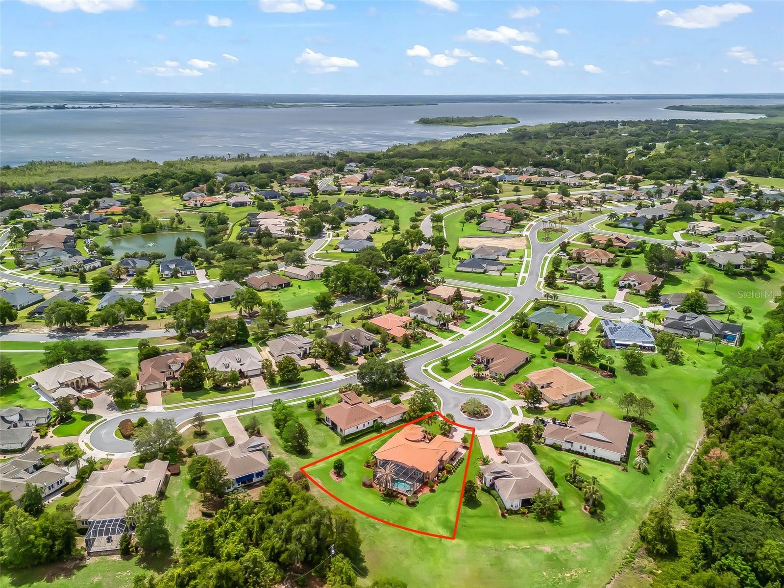 5235 ISLAND TERRACE CT, LADY LAKE, FL, 32159