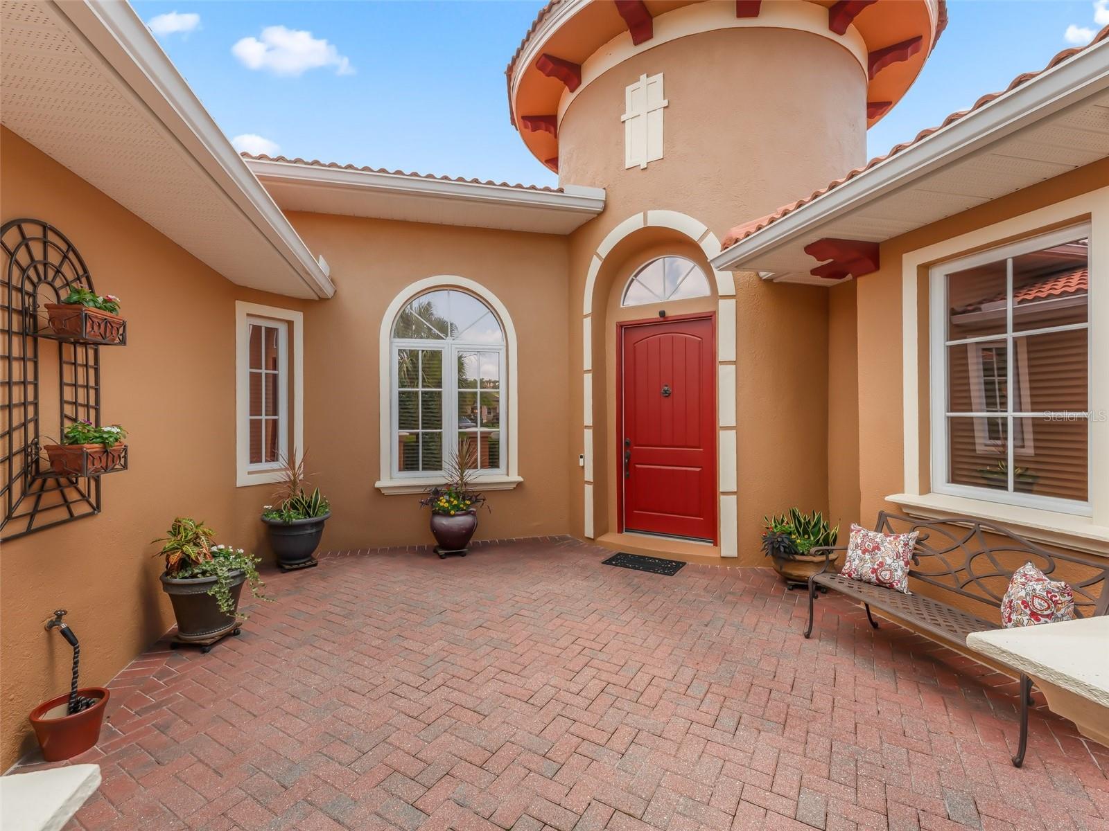 5235 ISLAND TERRACE CT, LADY LAKE, FL, 32159