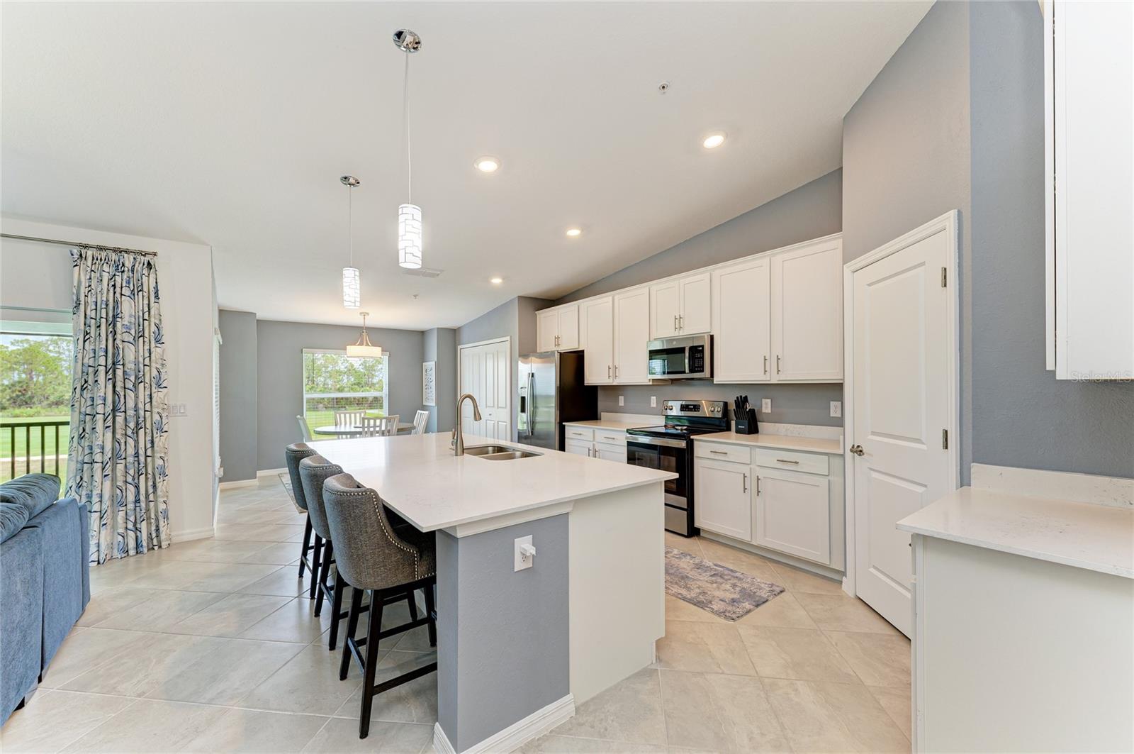 12390 WELLEN GOLF ST #203, VENICE, FL, 34293