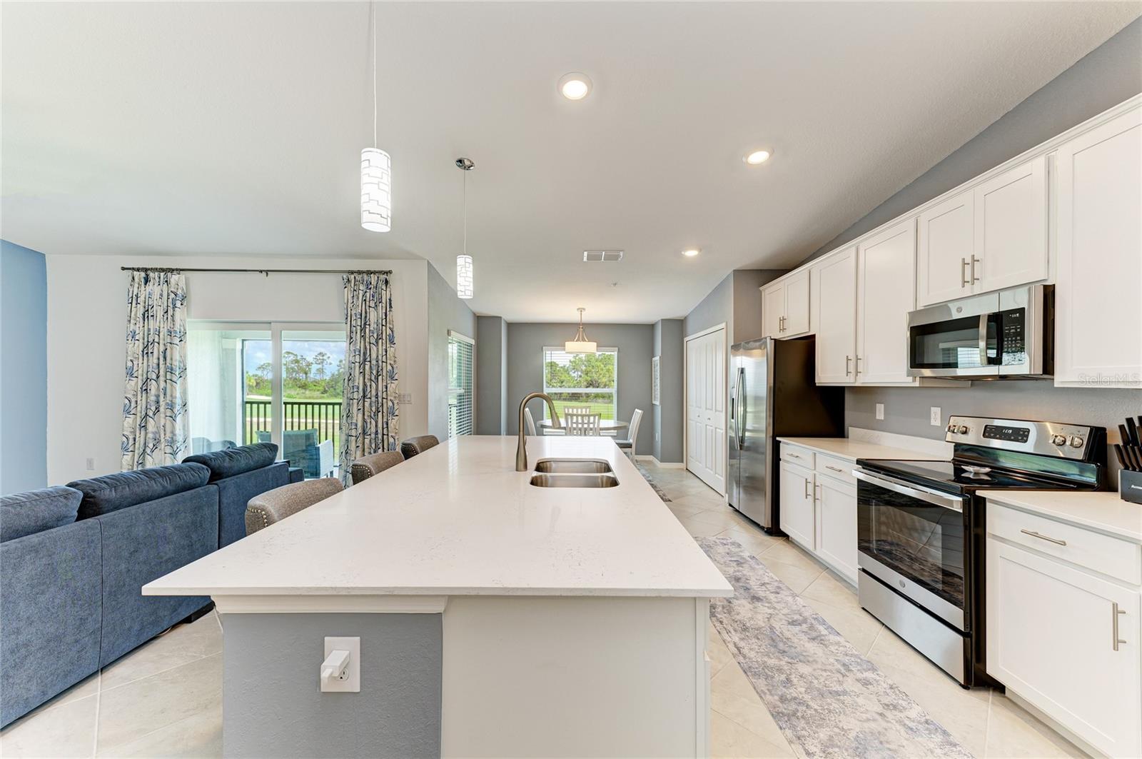 12390 WELLEN GOLF ST #203, VENICE, FL, 34293