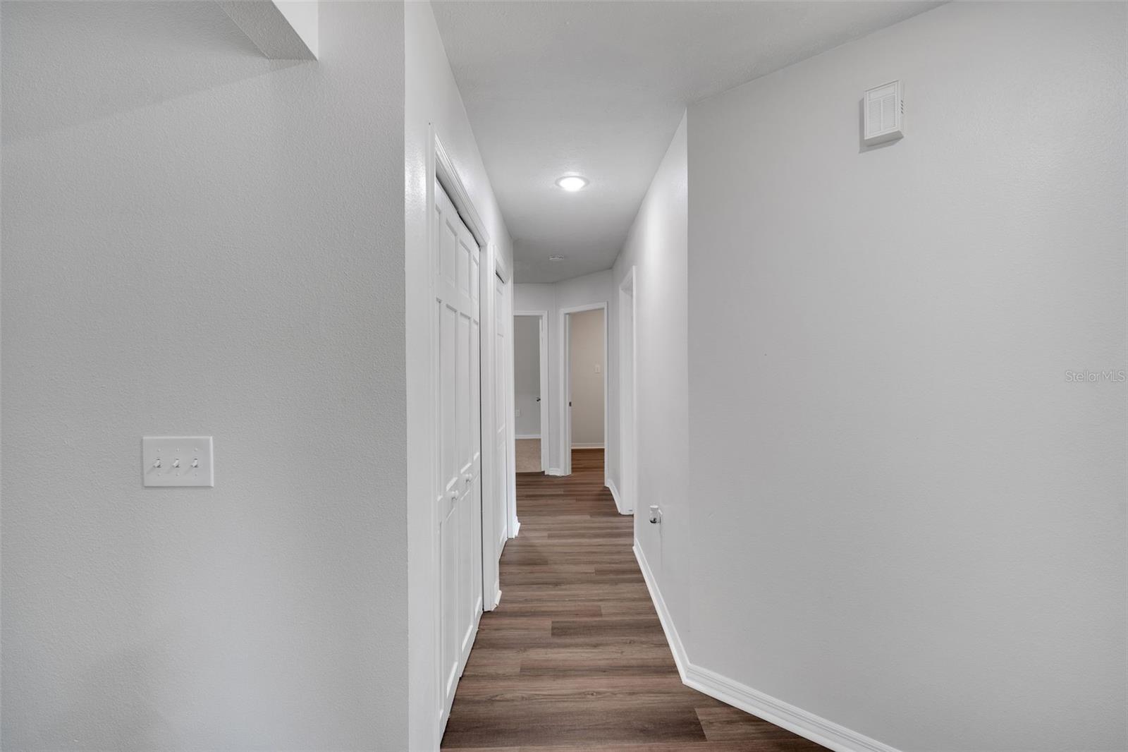 1004 BLACK KNIGHT DR, VALRICO, FL, 33594