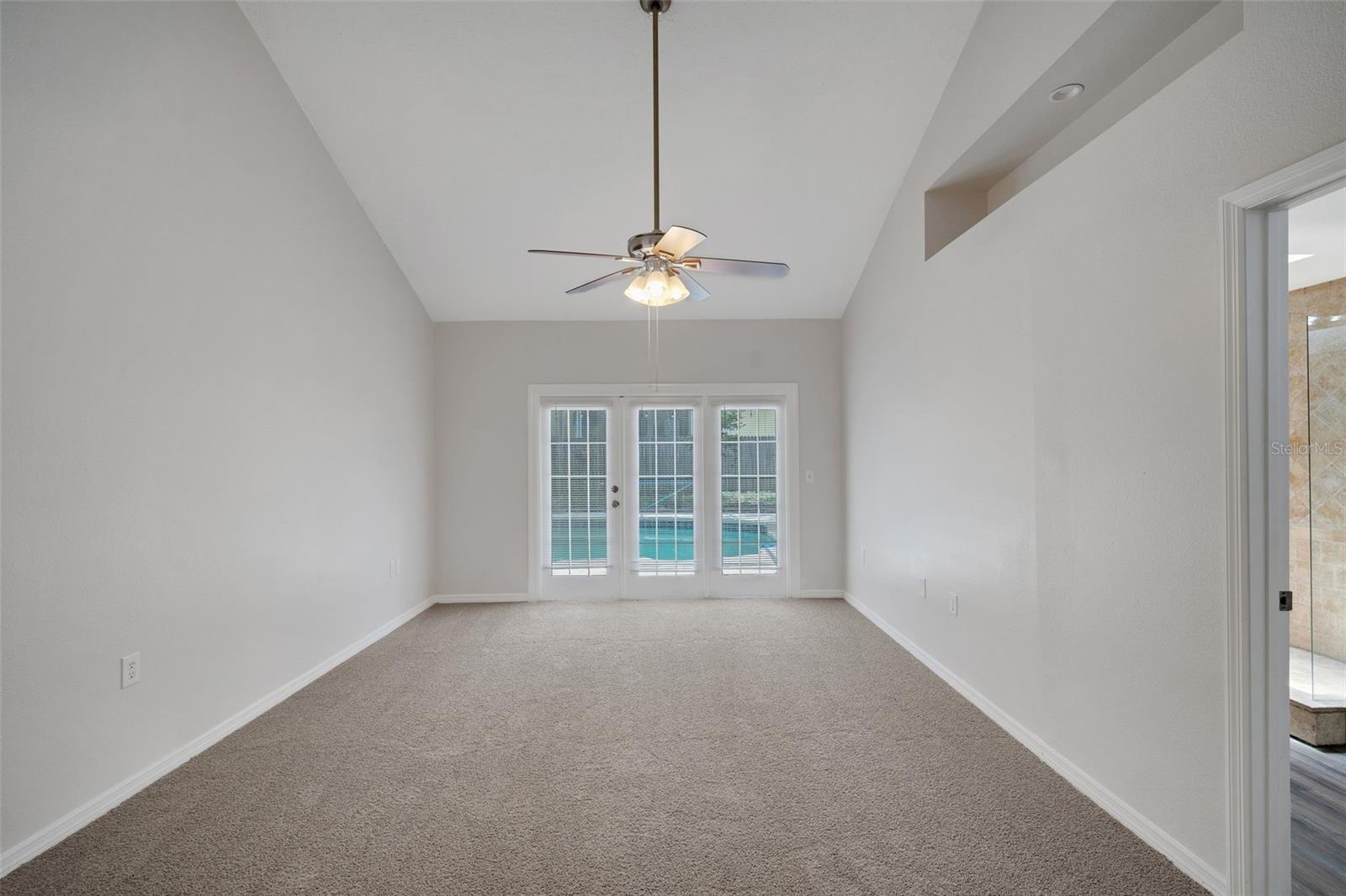 1004 BLACK KNIGHT DR, VALRICO, FL, 33594