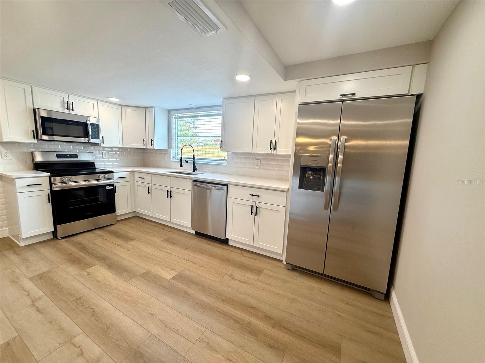 7831 RED RUN DR, PORT RICHEY, FL, 34668