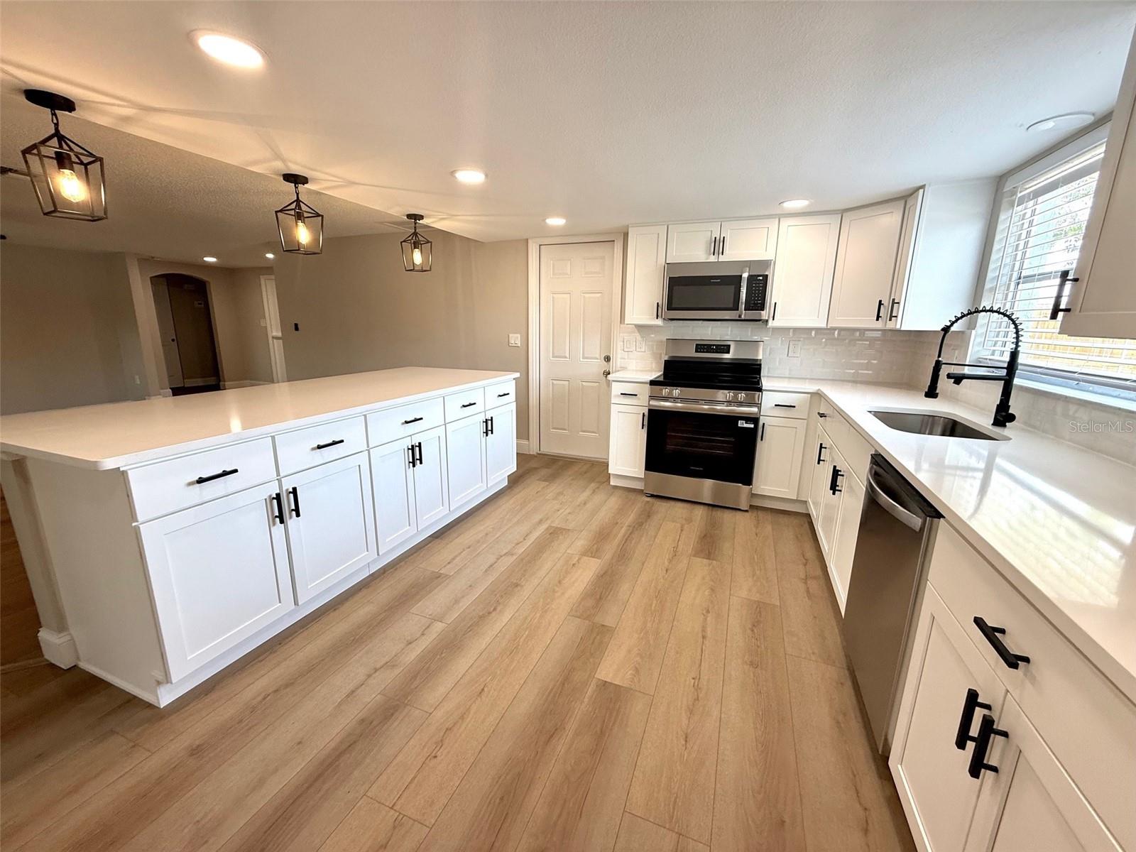 7831 RED RUN DR, PORT RICHEY, FL, 34668