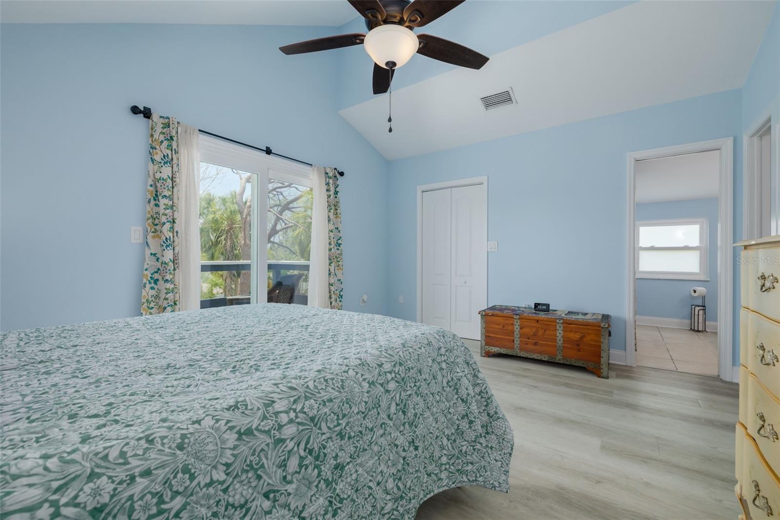 4100 MIRAMAR WAY, ST PETERSBURG, FL, 33705